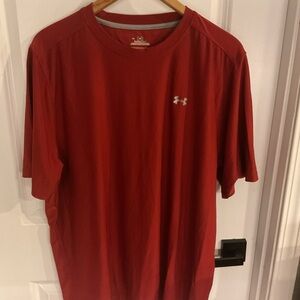 Under Armour Heatgear - Short Sleeve Shirt - Red - Men’s Size X-Large